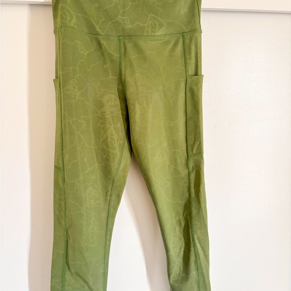 Zyia Olive Green High-Waist Leggings with Side Pockets